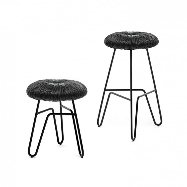 mogg_seats_donut-black_01-1280x1046